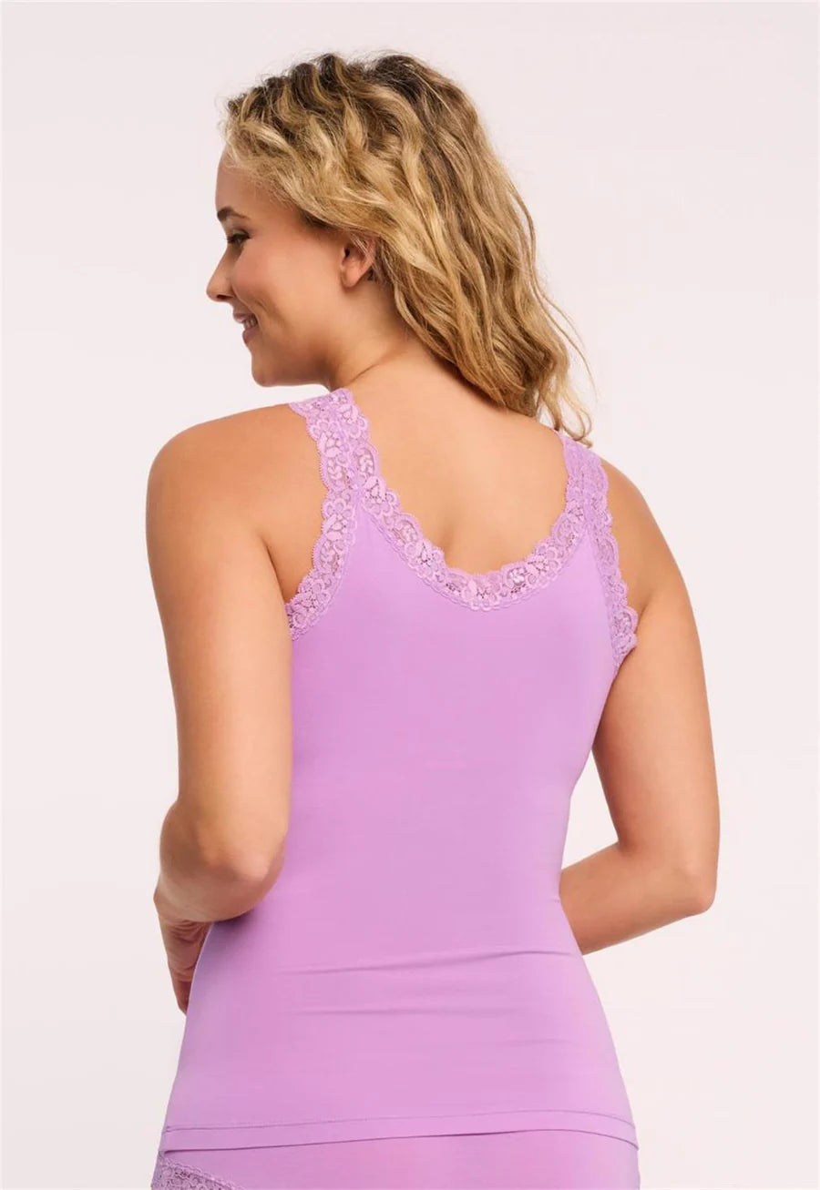 Iconic Cami W/Shelf