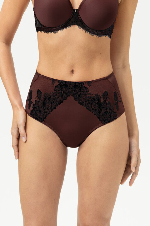 Luxurious Brief