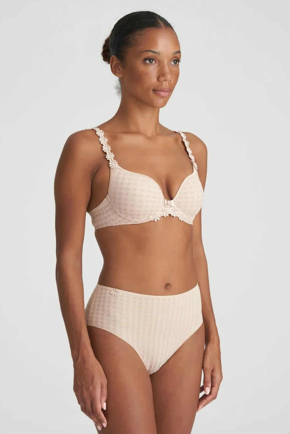 Avero Padded Heart Shape Bra