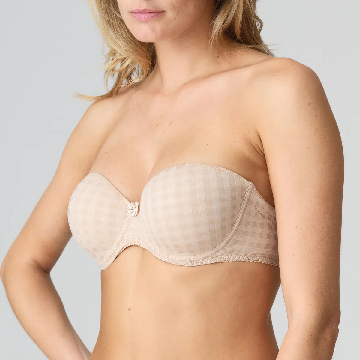 Avero Strapless Bra
